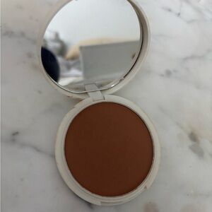 Give them lala ‘Barbados’ bronzer